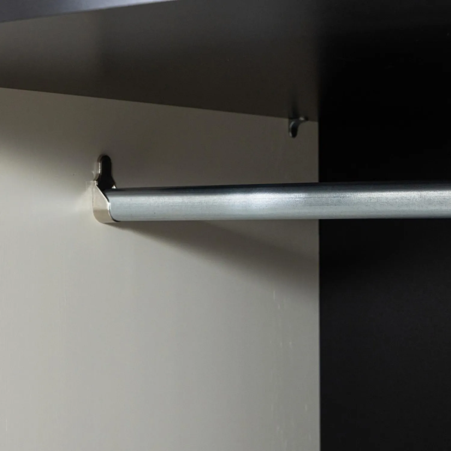 Best WOOOD Adam 2-deurs kast grenen Dust