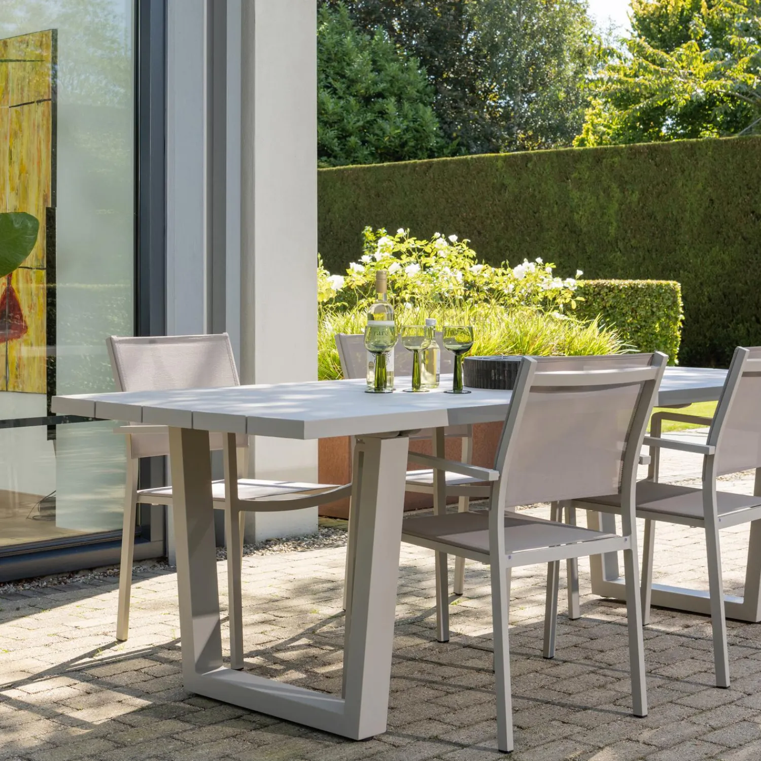 WOOOD Bear tuintafel aluminium Zand