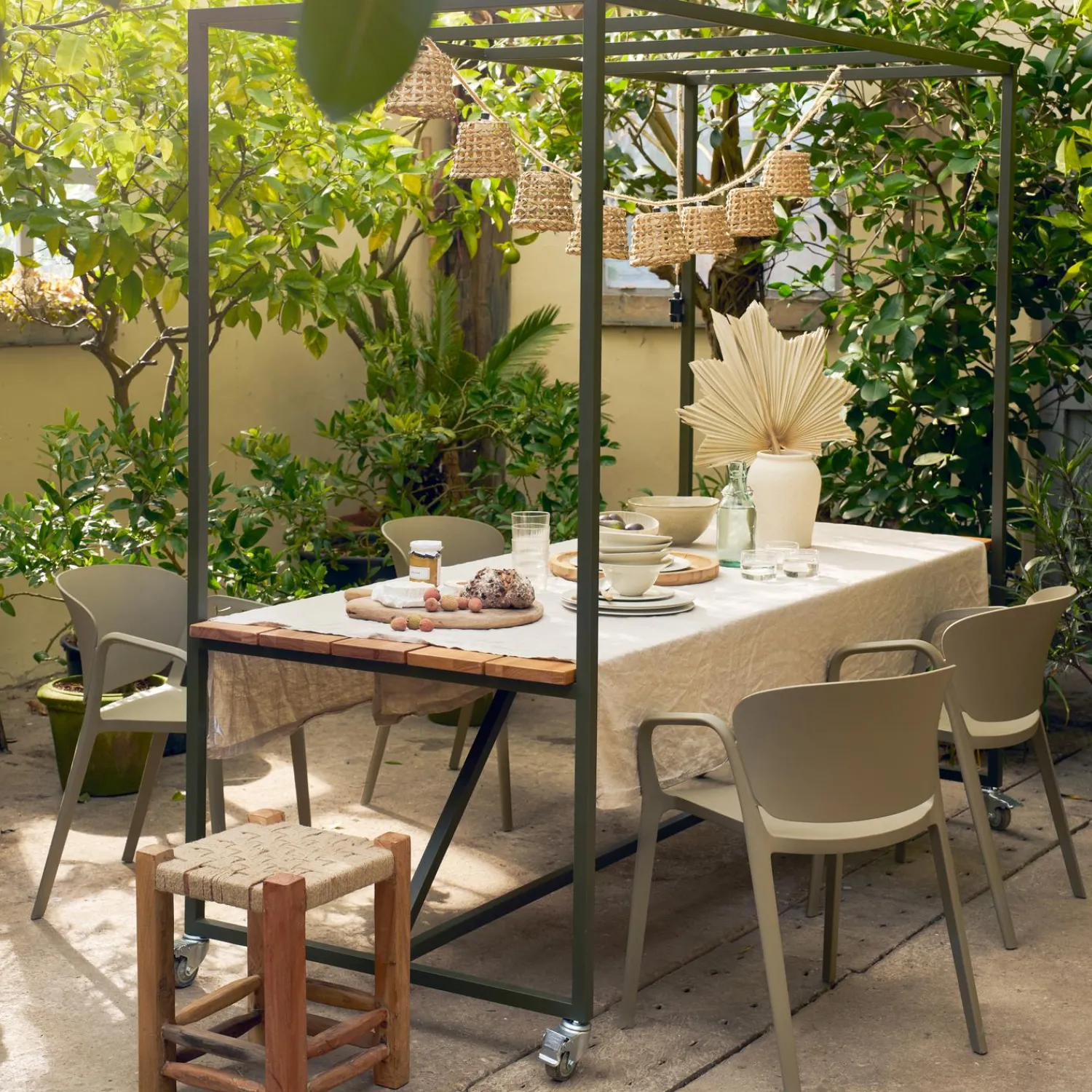 Clearance WOOOD Bent tuinstoel kunststof Groen