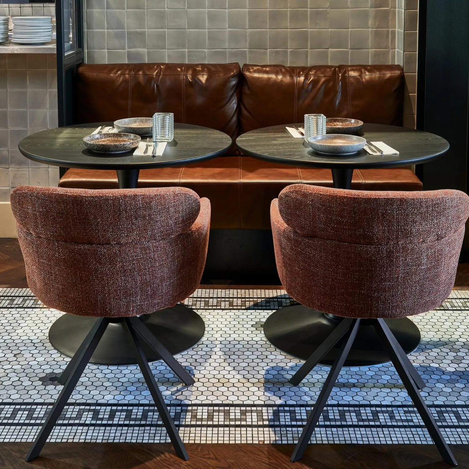 Online WOOOD Bistro trompetvoet metaal matzwart 72xø60 cm