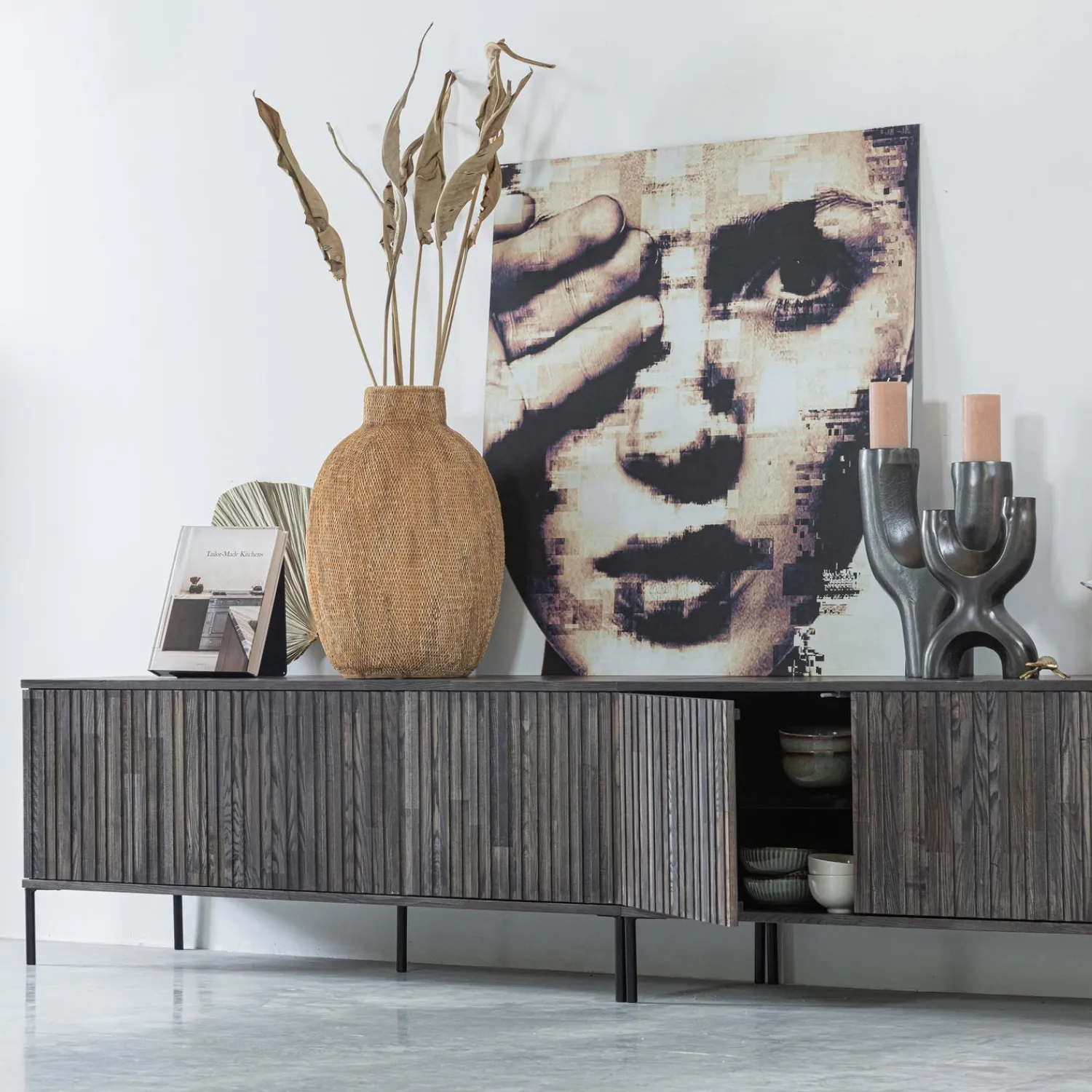 WOOOD Brook boekenstandaard staand metaal zwart