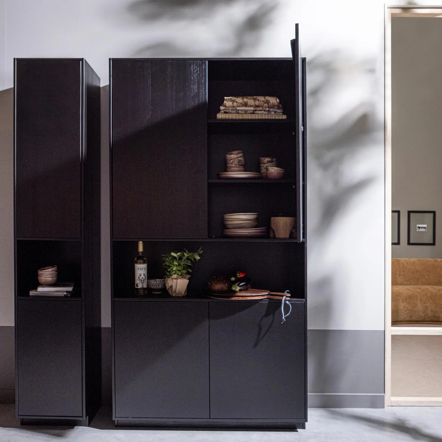 Online WOOOD Finca opbergkast 40 cm grenen diepzwart