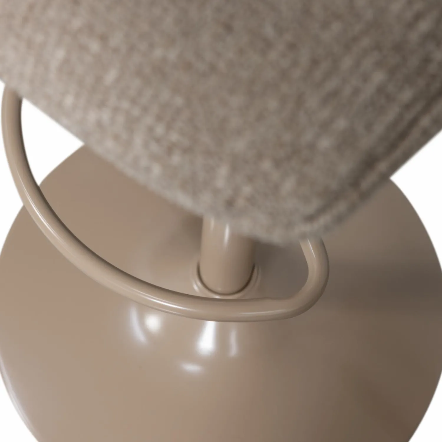 WOOOD Marten in hoogte verstelbare barstoel zand