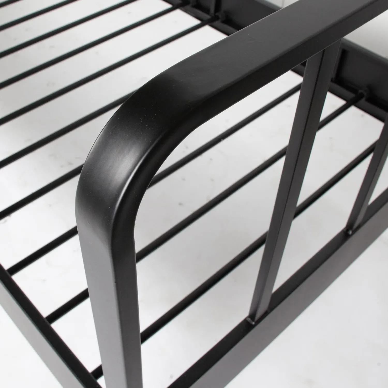 Best WOOOD Mees bed metaal zwart 90x200 cm