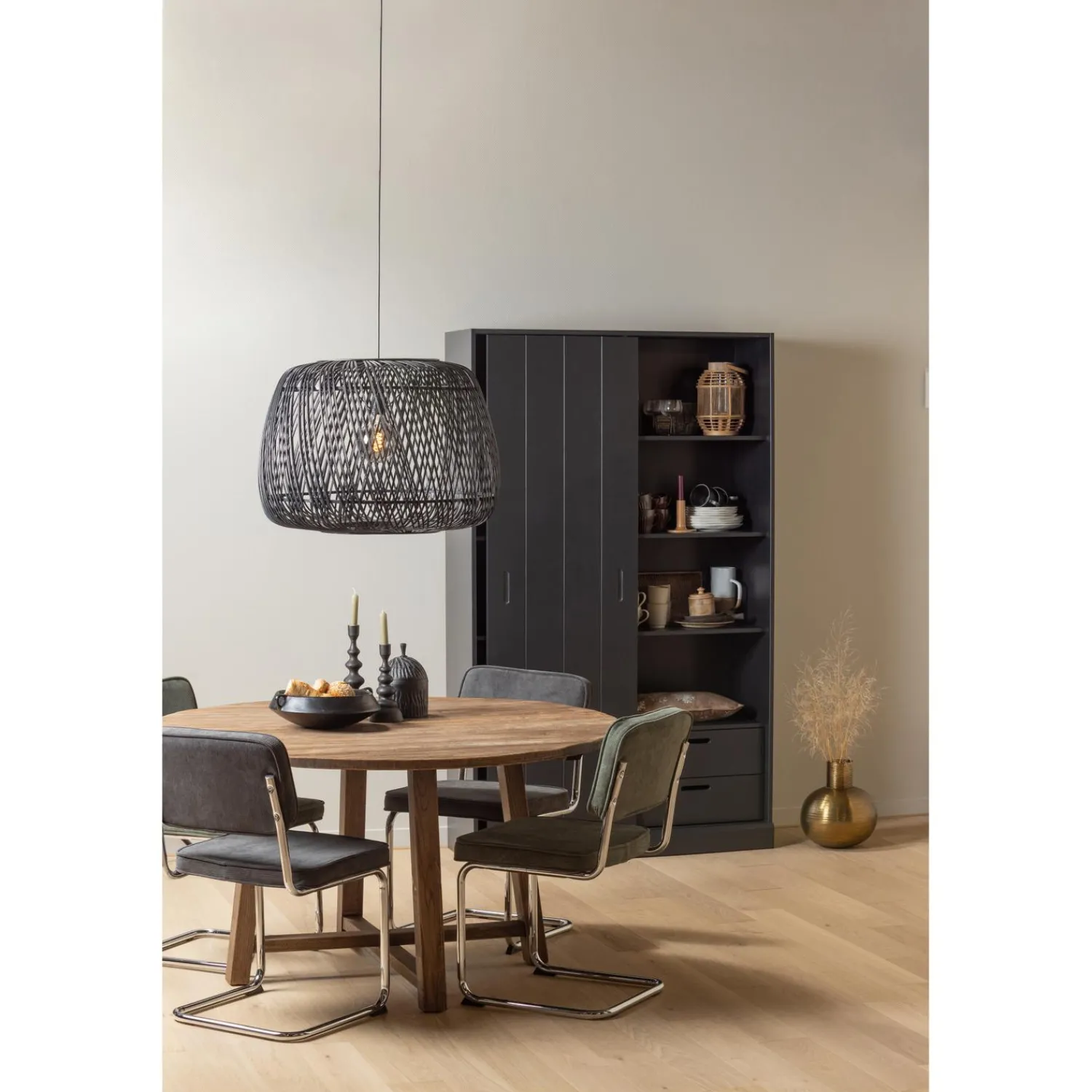 Online WOOOD Move schuifdeurkast grenen matzwart