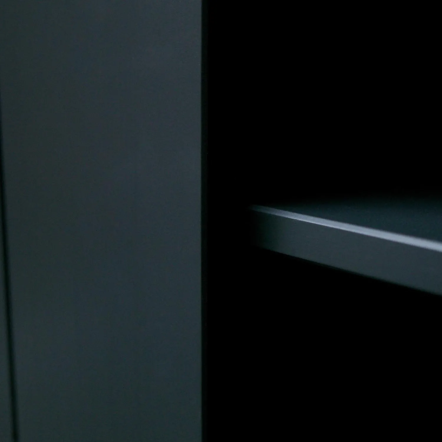 Online WOOOD Move schuifdeurkast grenen matzwart