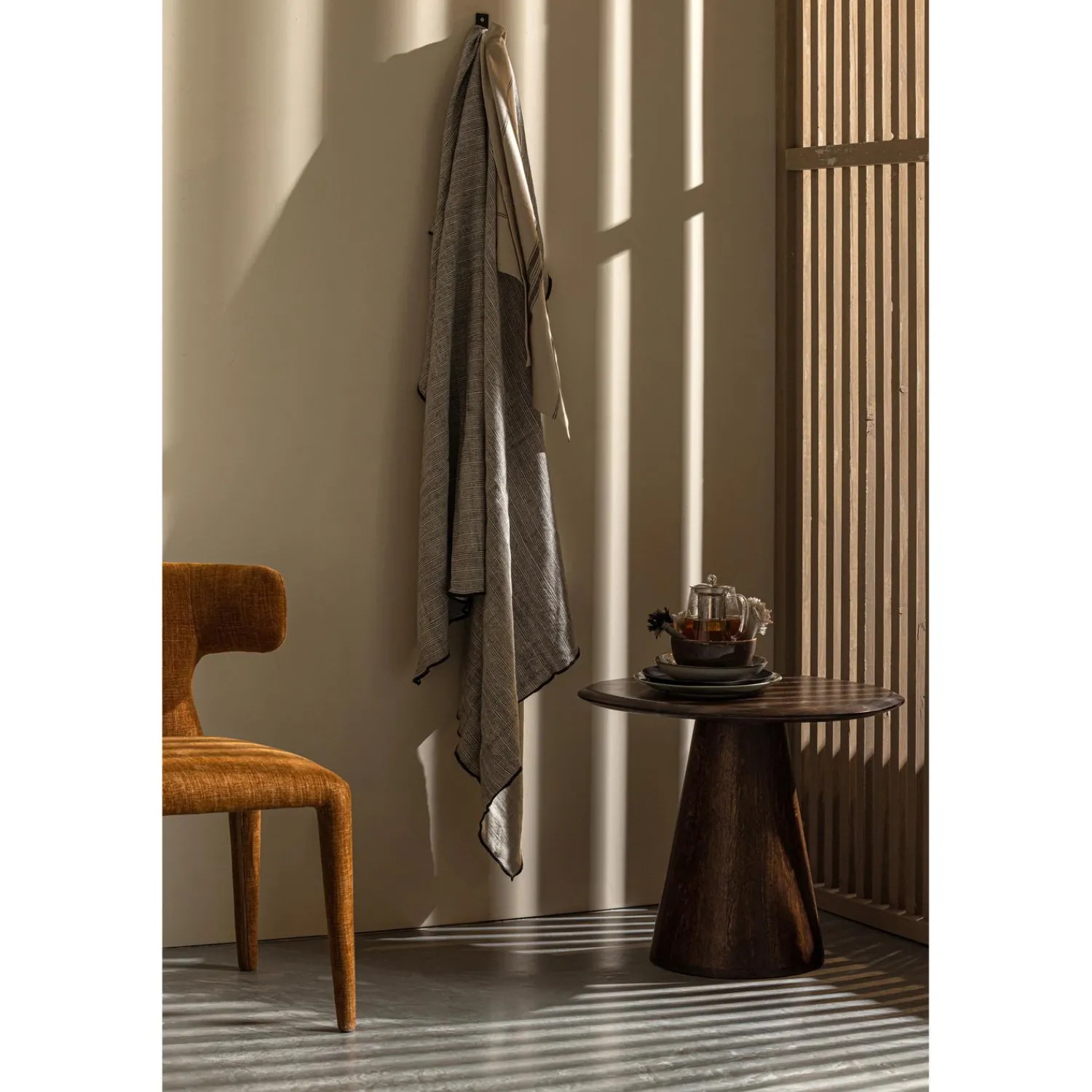 Sale WOOOD Posture bijzettafel mango hout walnoot