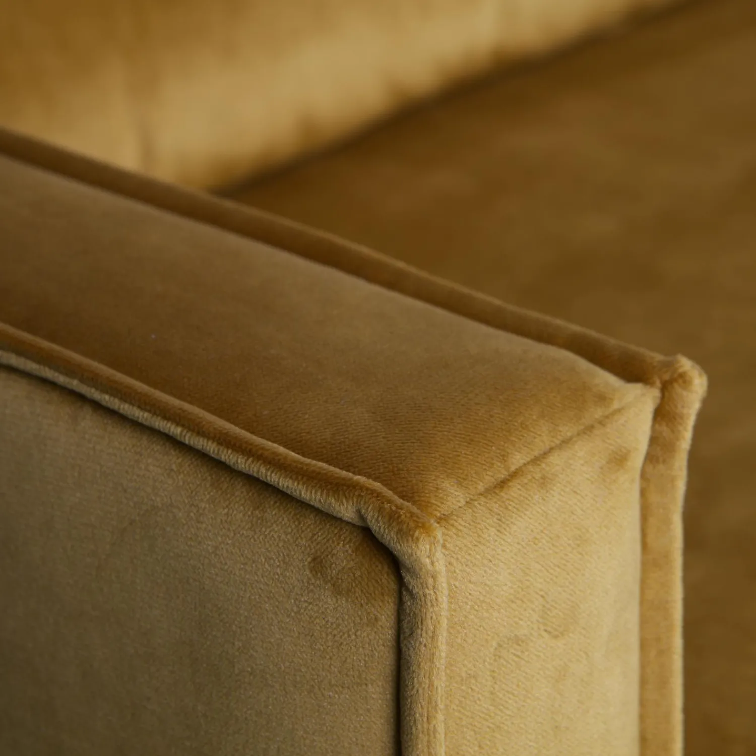 WOOOD Rodeo daybed links velvet Oker