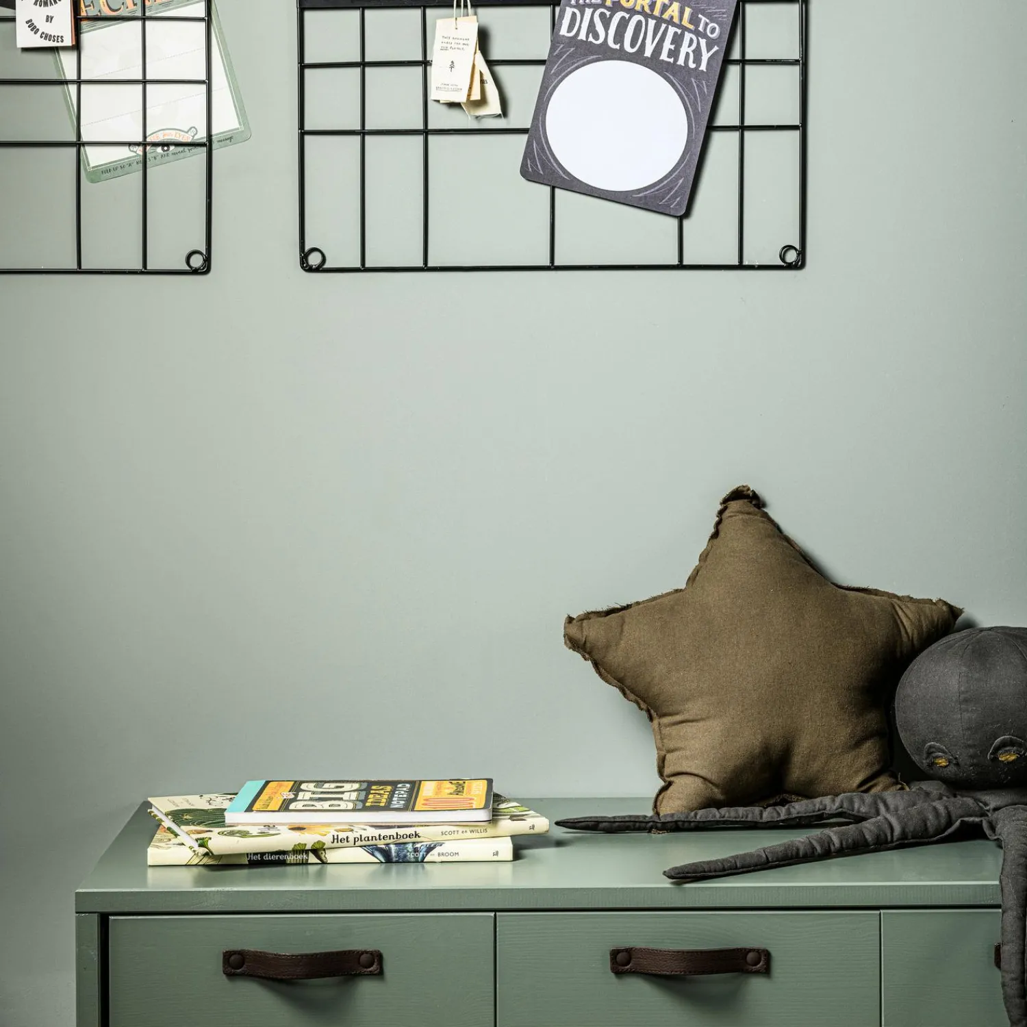 Online WOOOD Stage kistbank grenen soap excl. kussen