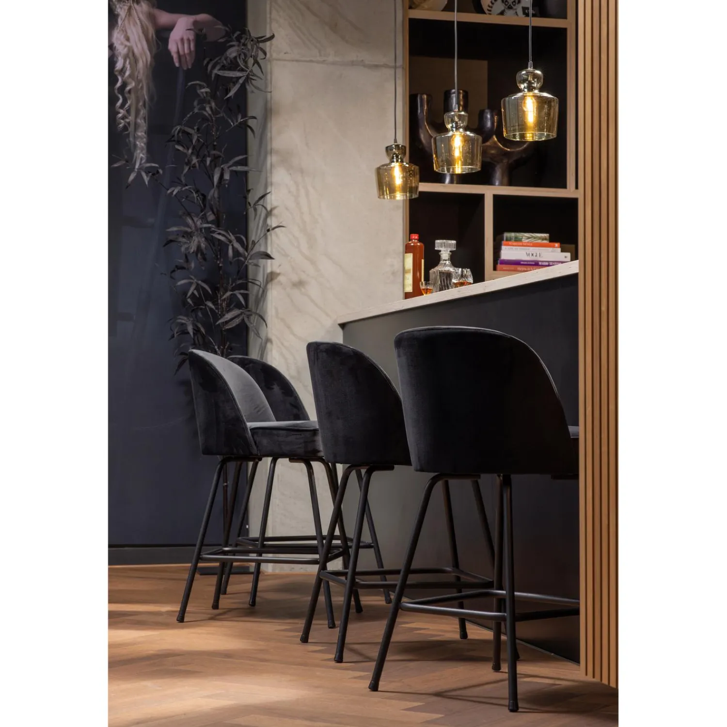 New WOOOD Vogue barstoel 65 cm velvet Zwart